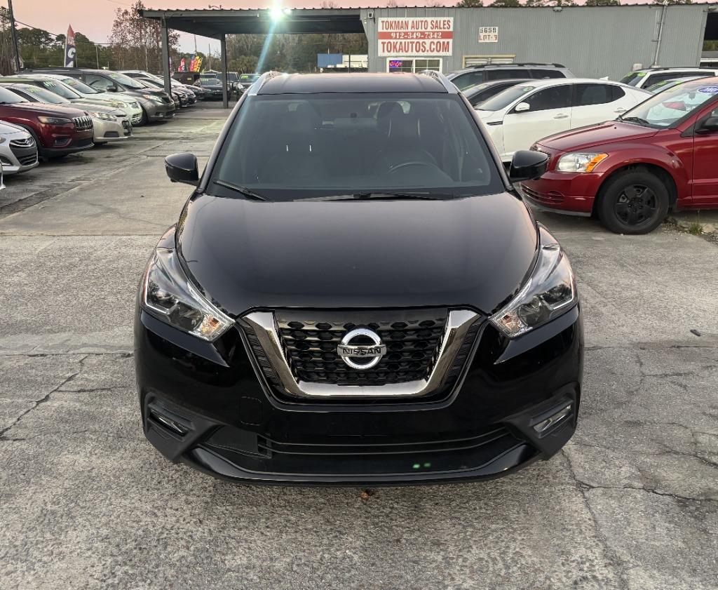 2019 Nissan Kicks SR