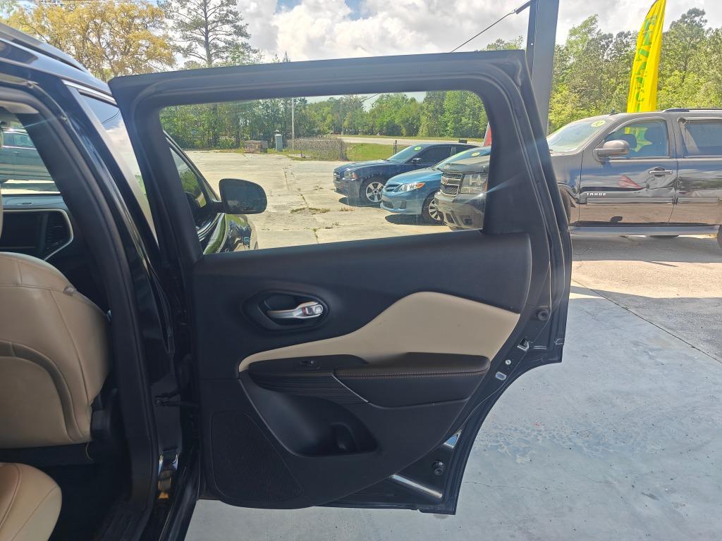 2016 Jeep Cherokee Limited - Photo 18